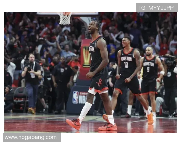 雷霆与火箭季后赛第五场激战回顾双方明星球员表现分析